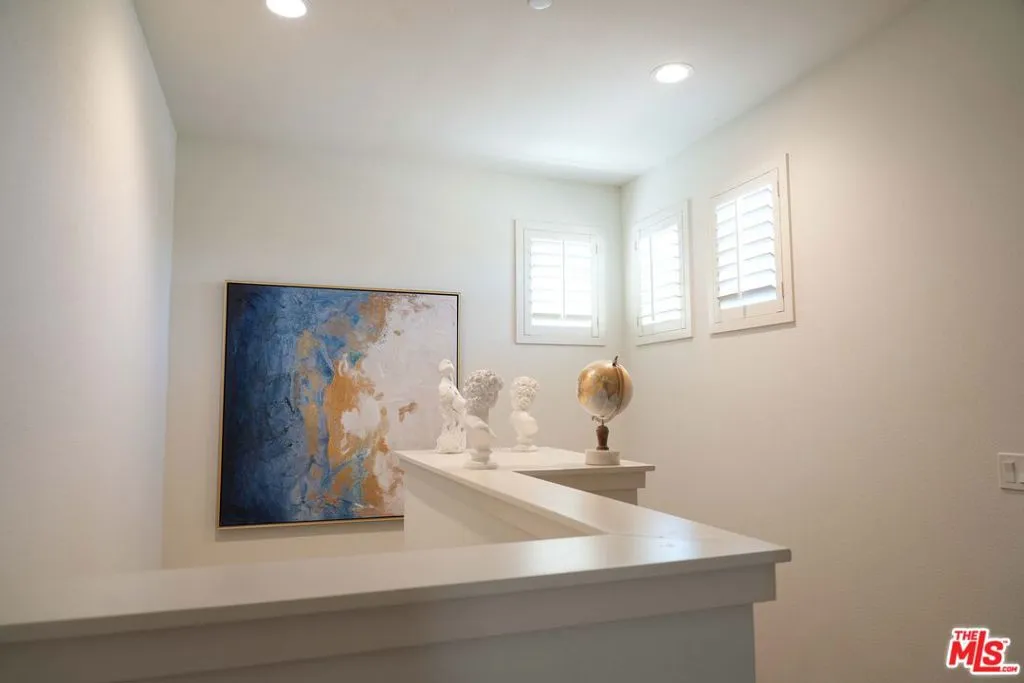 18215 Astro Court, Santa Clarita, California 91350 home-pic-8